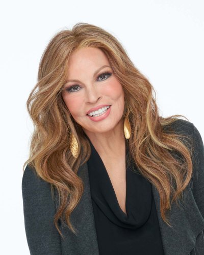 Statement Style Wig by Raquel Welch (Average)